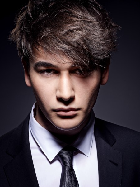Loose and unstructured hair for men