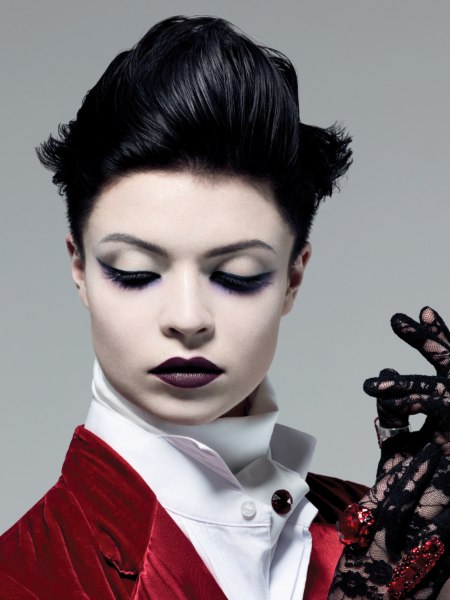 Short hair with flared-out sides