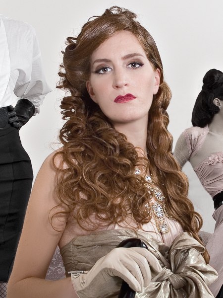 Seductive hair styling with romantic long curls