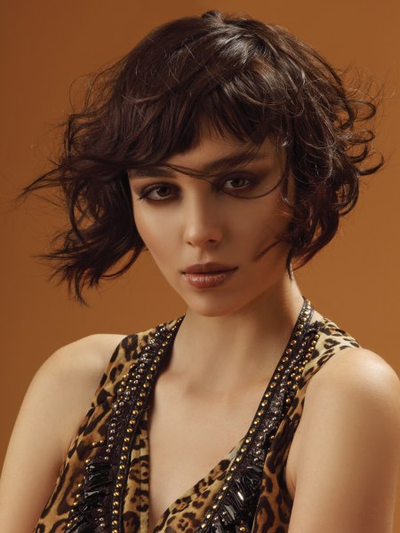 Fringe with a short base and overlapped by longer hair