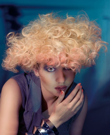 Rose-colored hair with curls