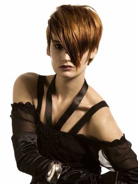 New short hairstyle with bangs to make a fashion statement