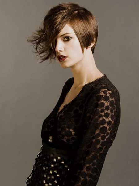 Modern short hairstyle with mixed texture