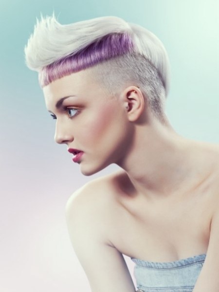 Short tiered hairstyle with a buzzed underside