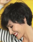 Versatile short haircut that can be styled with the fingers
