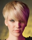 Trendy short hairstyle with a round shape and long bangs