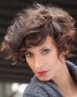 Short hairstyle with trapeze shape curls