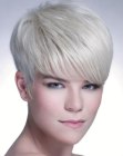 Short blonde hair with a graduated neck and sides