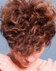 Short bedhead look hair with deconstructed curls
