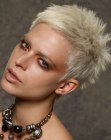 Expressive and very short haircut for women