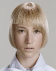 Short bob with a graduated asymmetric cutting angle