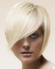 Short blonde hair with a petal shape and a curved sleek side