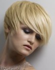 Short blonde hair with a rounded silhouette