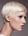 Easy to maintain short hairstyle and bleached eyebrows