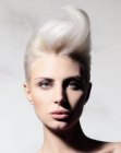 Short hair with backcombing and a lot of volume