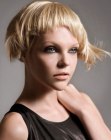 Short hairstyle with choppy haphazard cutting lines