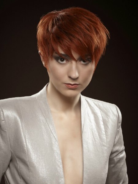 Dynamic short hairstyle with layers