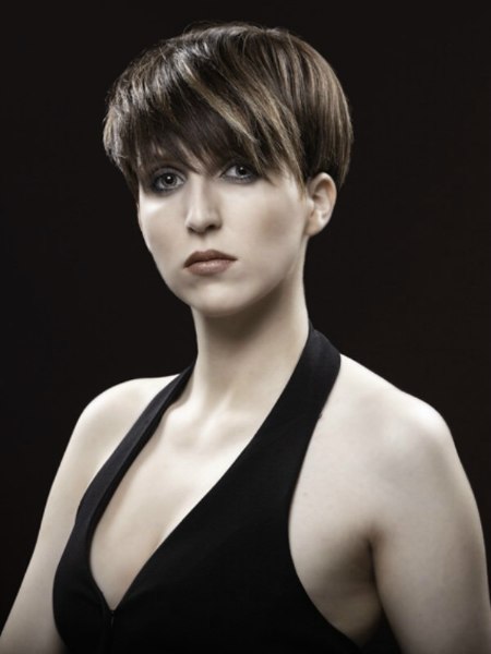 Short cut for brown hair with highlights