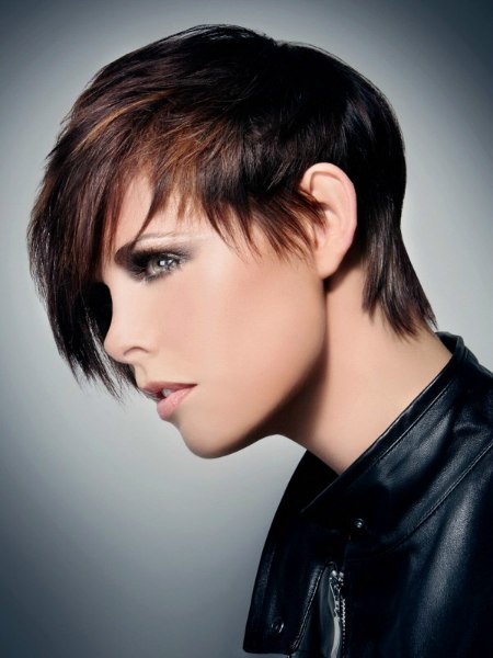 Neck-length pixie cut with razor-cut hair
