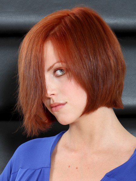 Short bob hairstyle with a curved edge