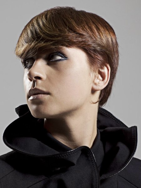 Short hairstyle with flipping bangs for women