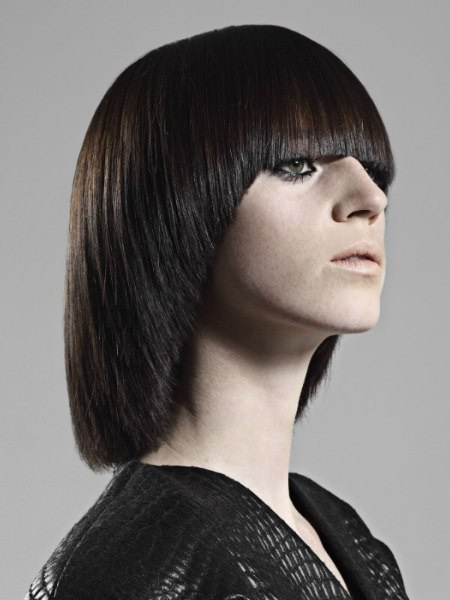 Long back-angled bob with a fringe