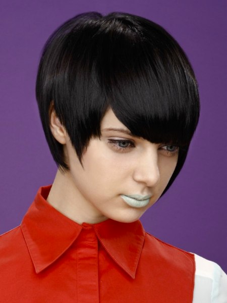 Asymmetrical bob for a Manga look