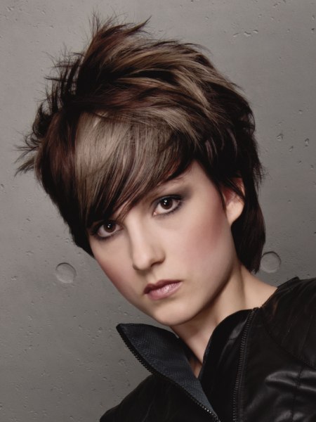 Fashionable short haircut with multiple colors