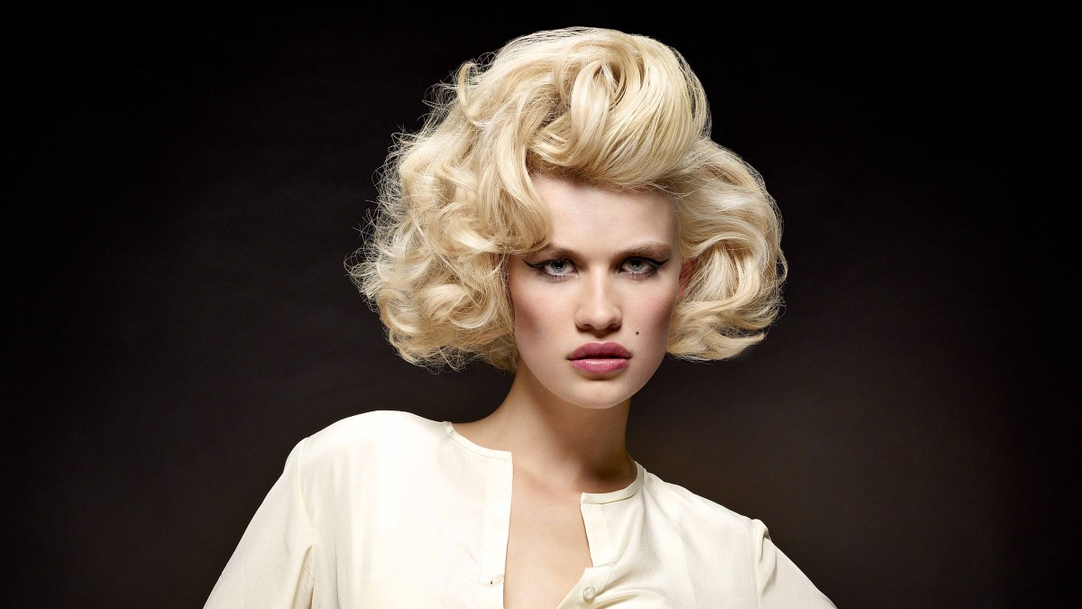 If you have a similar haircut then my marilyn monroe style hair. 