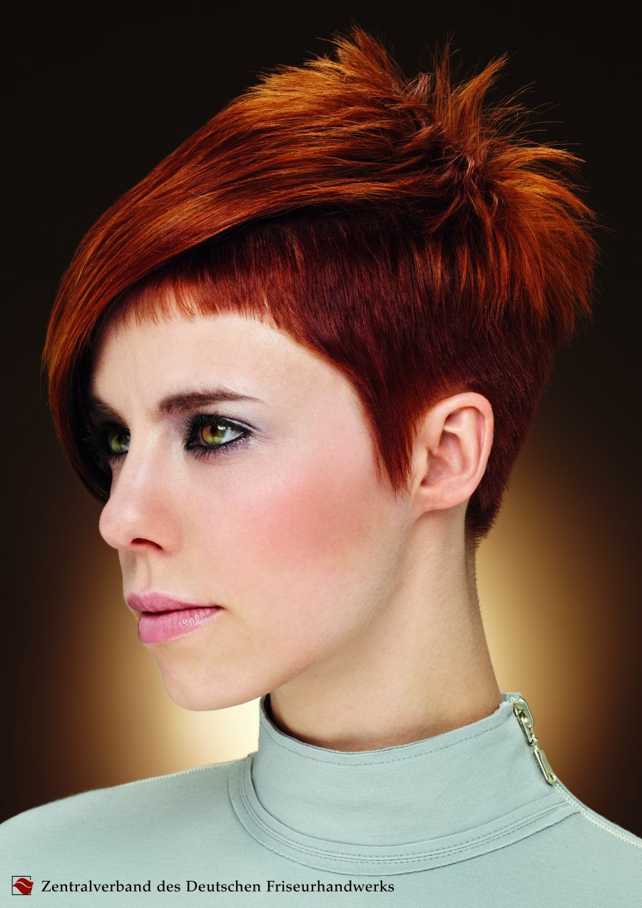 Short women\u002639;s haircut with clipped sides Close to the scalp Short women\u002639;s haircut with clipped sides Close to the scalp