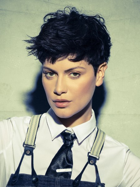 Cute pixie cut for dark hair