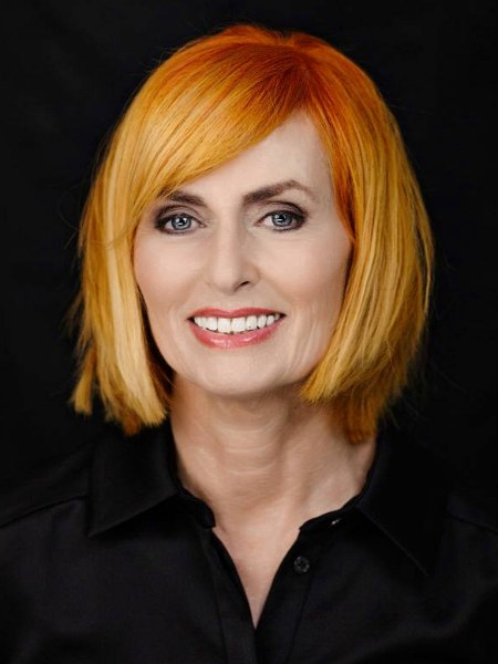 Hairstyles for mature women that help to hide fine lines Hairstyles for mature women that help to hide fine lines