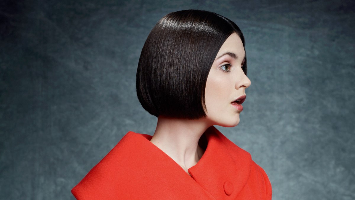 Sleek and shiny bob cut to touch the jaw line