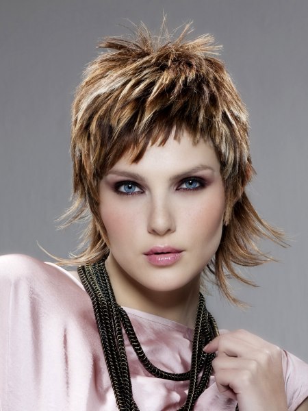 Fashionable hairstyles with a hint of eccentricity