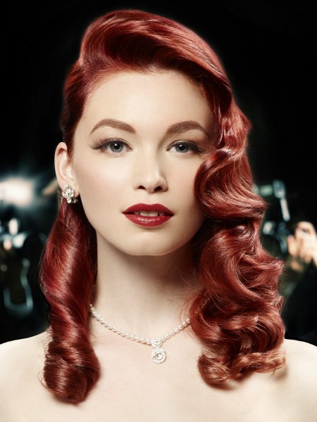 Hollywood-style hair