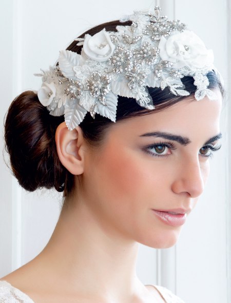 1920s vintage headpiece with silken flowers