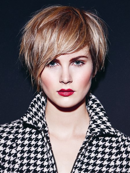 Classy short hairstyle