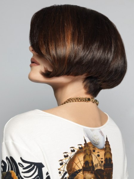 Classy and elegant short hair