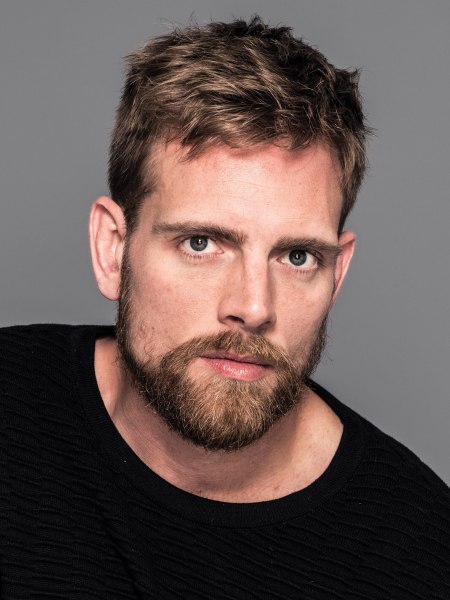 Hair and beard for a trendy men's look