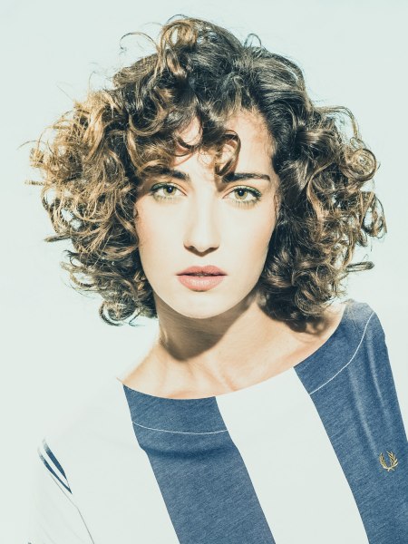 Medium-length hairstyle with curls