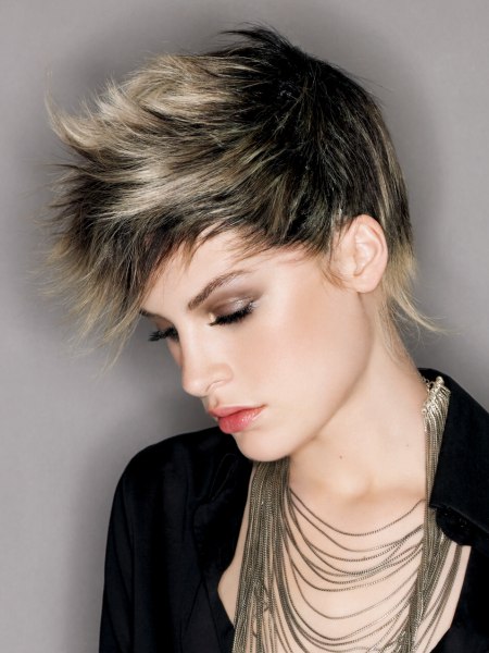 Short hair cut with different hair lengths