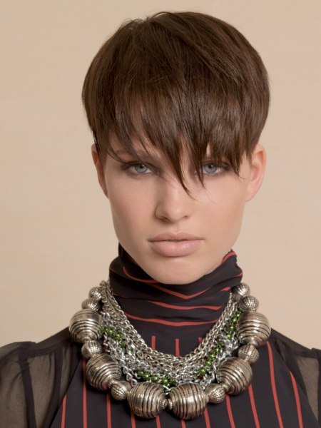 Short hair and bangs with textured tips