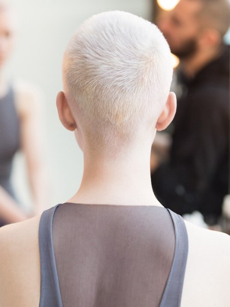Clipper-cut hair for women