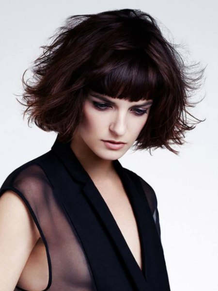 Short hairstyle with tips that spring up