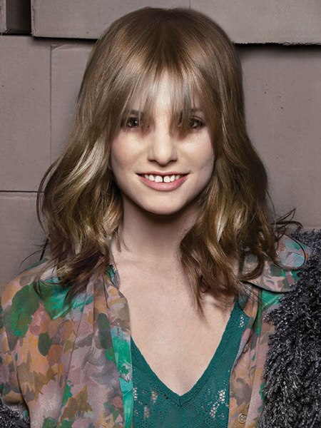 On-trend hairstyle for long hair