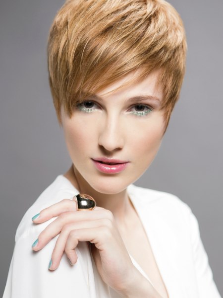 Light and feathery style for short hair