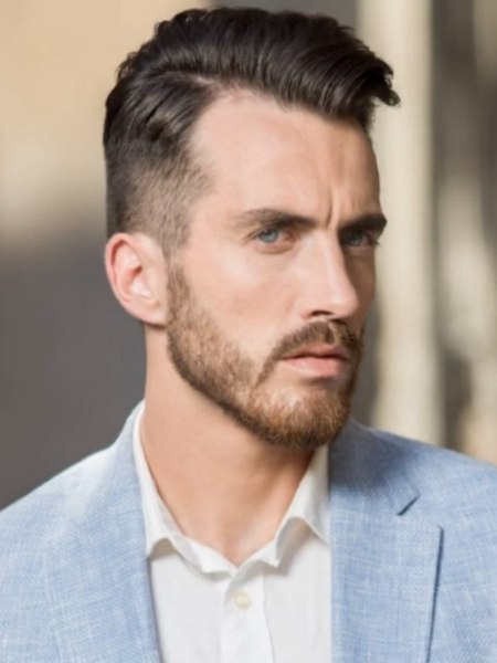 Men's look with a clean beard