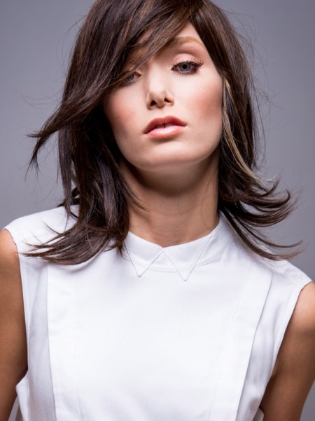 Long razor-cut hair