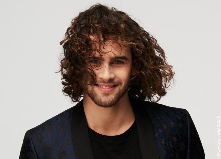 Long male hair with curls