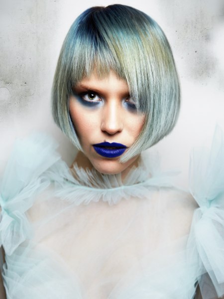Short angled bob - Lip-length cut, with stylish wispy bangs